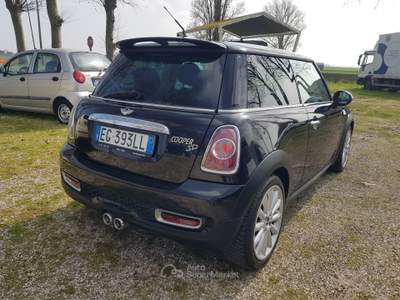 MINI Cooper 2.0 COOPER SD AUTOMATCA 143CV Nero usata Lagosanto