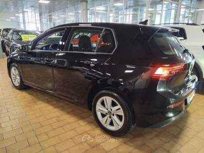 Volkswagen Golf 2.0 TDI 115 CV SCR Life Nero usata Vigevano