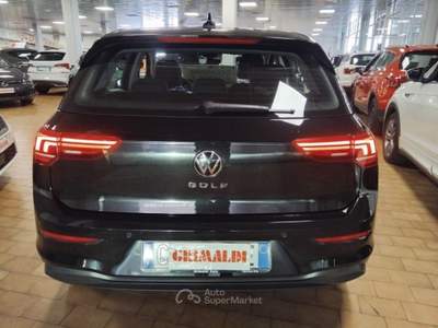 Volkswagen Golf 2.0 TDI 115 CV SCR Life Nero usata Vigevano
