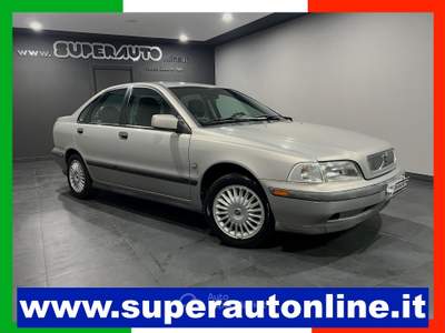 Volvo Serie 40 1.9 turbodiesel cat KM 196.000 PELLE /CLIMA Grigio usata Atena lucana