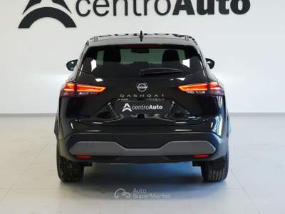 Nissan Qashqai Qashqai III 2021 1.3 mhev N-Connecta 2wd 140cv Nero usata Canzano