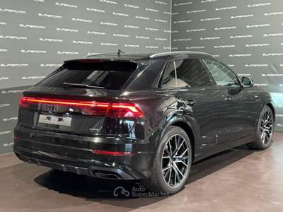 Audi Q8 SUV 50 TDI 286 CV quattro S line BLAC PACK Nero usata Cittadella