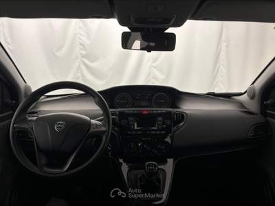 Lancia Ypsilon Ypsilon 1.0 firefly hybrid silver s&s 70cv Rosso usata Settimo Torinese