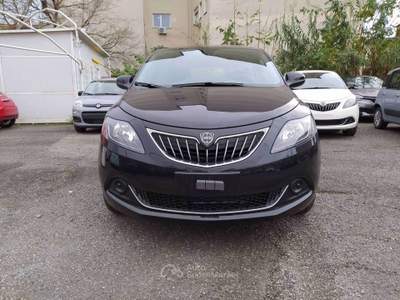 Lancia Ypsilon  - ypsilon 1.0 firefly hybrid silver s&s 70cv Nero usata Roma