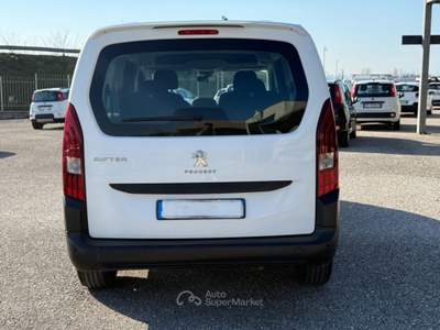 Peugeot Rifter 1.5 BlueHDi 100CV 7 POSTI doblo berlingo combo Bianco usata San Salvatore Telesino