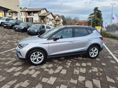 Seat Arona 1.0 EcoTSI FR Argento usata Medesano