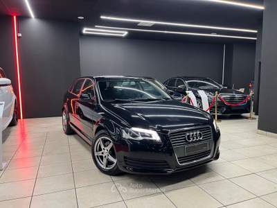 Audi A3 SPB 1.6 TDI 105 CV CR Attraction OK NEOPATENTATI Nero usata Agliana