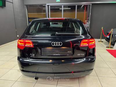 Audi A3 SPB 1.6 TDI 105 CV CR Attraction OK NEOPATENTATI Nero usata Agliana