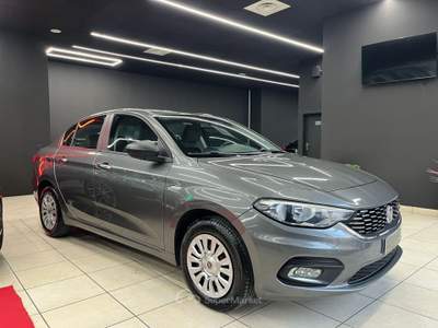 Fiat Tipo 4 porte Lounge OK NEOPATENTATI Grigio usata Agliana