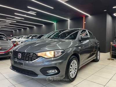 Fiat Tipo 4 porte Lounge OK NEOPATENTATI Grigio usata Agliana