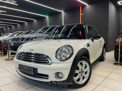 MINI 1.5 Cooper D Hype 5 1.6 16V Cooper Chili 120CV Beige usata Agliana
