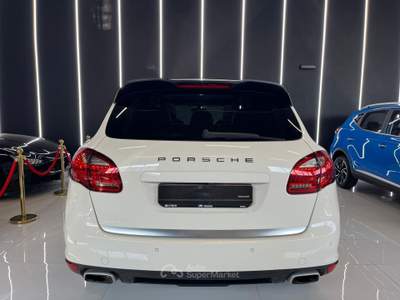 Porsche Cayenne 3.0 Diesel TETTO FULL OPTIONAL Bianco usata Agliana