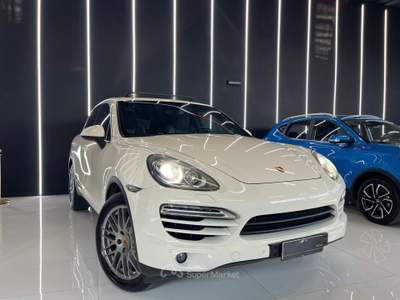 Porsche Cayenne 3.0 Diesel TETTO FULL OPTIONAL Bianco usata Agliana