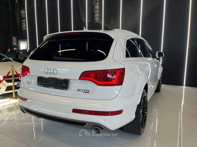 Audi Q7 3.0 V6 TDI 240 CV quattro tiptronic S-Line Bianco usata Agliana
