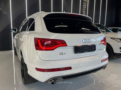 Audi Q7 3.0 V6 TDI 240 CV quattro tiptronic S-Line Bianco usata Agliana