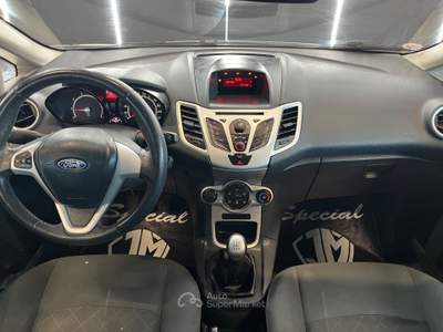 Ford Fiesta 5 porte Titanium OK NEOPATENTATI Bianco usata Agliana