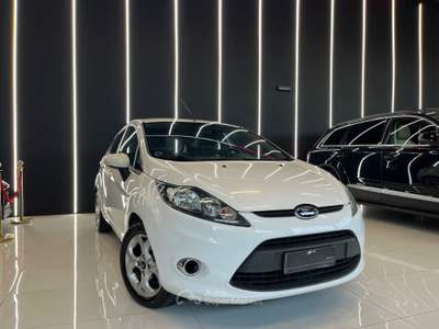 Ford Fiesta 5 porte Titanium OK NEOPATENTATI Bianco usata Agliana