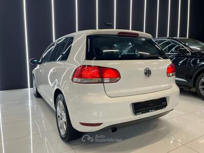 Volkswagen Golf DPF 5p. Comf. BlueM. Tech. OK NEOPATENTATI Bianco usata Agliana