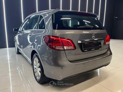Mercedes-Benz Classe B B 180 d Automatic Business OK NEOPATENTATI Grigio usata Agliana