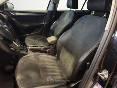 Skoda Octavia  1.5 dsg wagon executive g-tec Nero usata Firenze