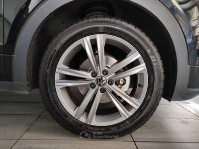 Volkswagen T-Cross  -  1.0 tsi sport Nero usata LEGNANO