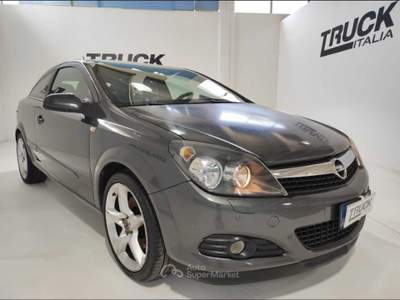 Opel Astra  - astra gtc 1.7 cdti cosmo 125cv 6m fap Grigio usata Pisa