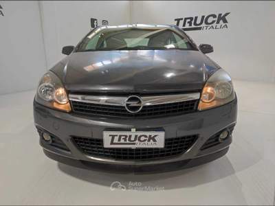 Opel Astra  - astra gtc 1.7 cdti cosmo 125cv 6m fap Grigio usata Pisa