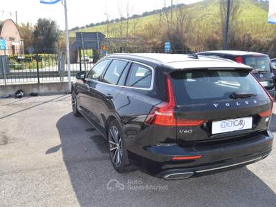 Volvo V60 2.0 t6 phev Inscription Expression awd auto my21 usata Roma