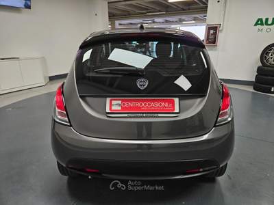 Lancia Ypsilon 1.0 firefly hybrid Silver Plus s&amp;s 70cv Grigio usata Brescia