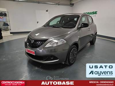 Lancia Ypsilon 1.0 firefly hybrid Silver Plus s&amp;s 70cv Grigio usata Brescia