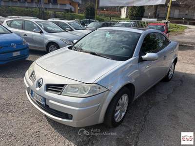 Renault Mégane  CC 1.6 16v Dynamique Argento usata Borgo Ticino