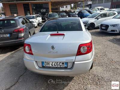 Renault Mégane  CC 1.6 16v Dynamique Argento usata Borgo Ticino