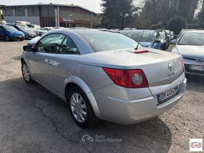 Renault Mégane  CC 1.6 16v Dynamique Argento usata Borgo Ticino