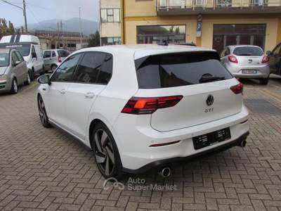 Volkswagen Golf  GTI Perf. 2.0 245CV TSI DSG 5p. BMT Bianco usata Busalla