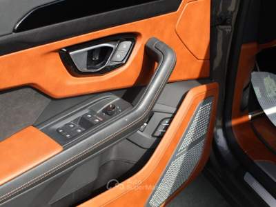 Lamborghini Urus 4.0 Grigio usata Padula