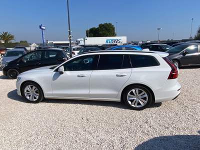 Volvo V60 Dynamic Edition Bianco usata Corato