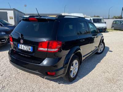 Fiat Freemont 170 CV LOUNGE 7 POSTI UNICO PROPIETARIO Nero usata Corato