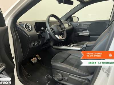 Mercedes-Benz GLA GLA 200 d Automatic AMG Line Premium Plus Bianco usata Livorno
