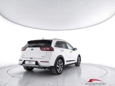 Kia Niro 1.6 GDi DCT HEV Bianco usata Corciano