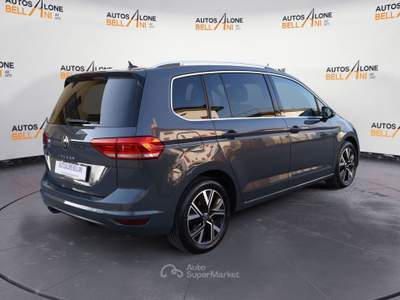 Volkswagen Touran 2.0 TDI SCR Executive DSG Grigio usata Feltre