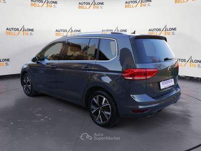 Volkswagen Touran 2.0 TDI SCR Executive DSG Grigio usata Feltre