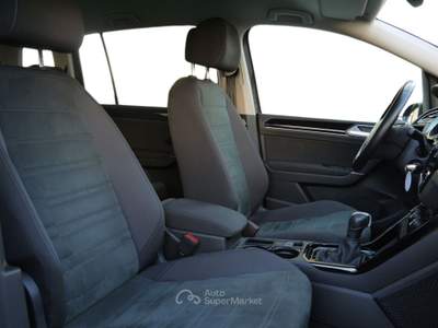 Volkswagen Touran 2.0 TDI SCR Executive DSG Grigio usata Feltre