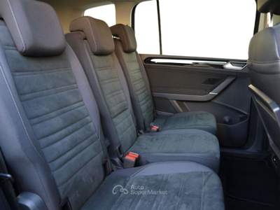 Volkswagen Touran 2.0 TDI SCR Executive DSG Grigio usata Feltre