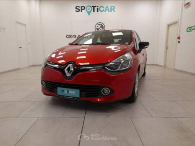 Renault Clio IV 2012 5p 1.2 Costume National 75cv Rosso usata Alessandria