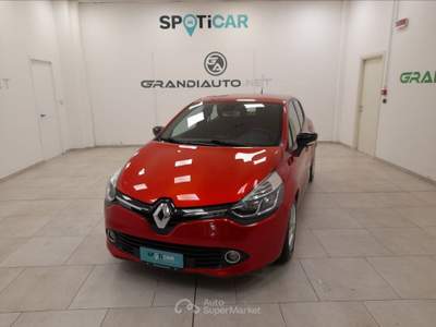 Renault Clio IV 2012 5p 1.2 Costume National 75cv Rosso usata Alessandria