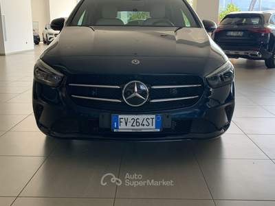 Mercedes-Benz Classe B B 180 d Automatic Sport Plus - Conto Vendita - Bianco usata Rende