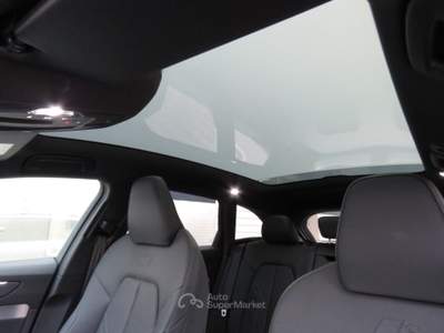 Audi A6 Avant TDI 150 kW S tronic S line possibilità noleggio no scoring Oro usata Gela