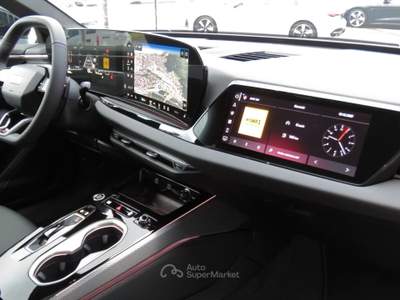 Audi A6 Avant TDI 150 kW S tronic S line possibilità noleggio no scoring Oro usata Gela