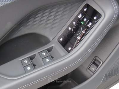 Audi A6 Avant TDI 150 kW S tronic S line possibilità noleggio no scoring Oro usata Gela