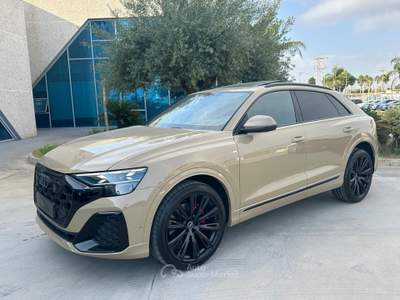 Audi Q8 TDI quattro 210 kW tiptronic S line edition possibilità noleggio no scoring Oro usata Gela